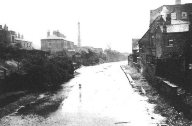 Hollinwood Branch Canal, Bradley Bent