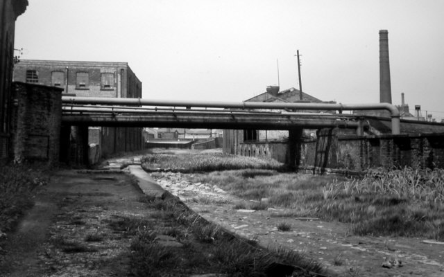 Hollinwood Branch Canal, Gas Works Bridge